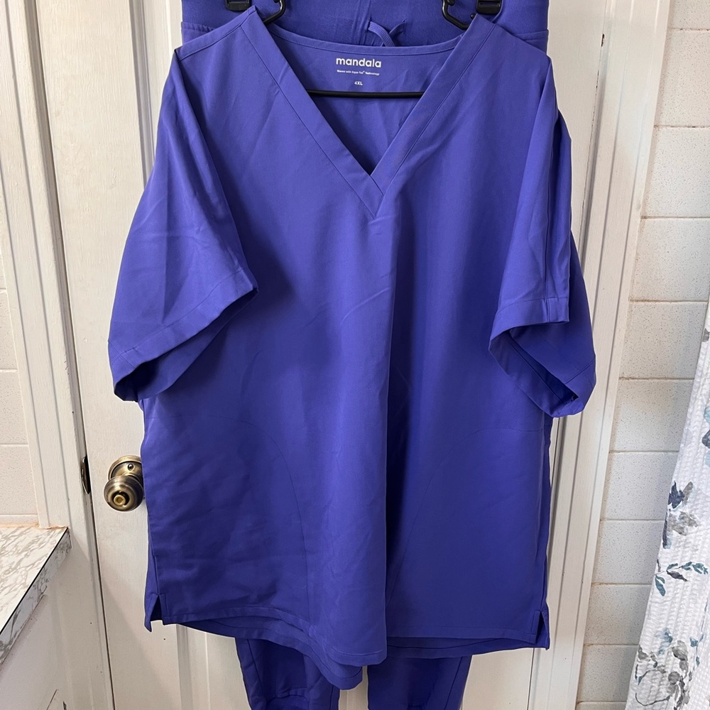 Mandala Women's Purple Scrub Set